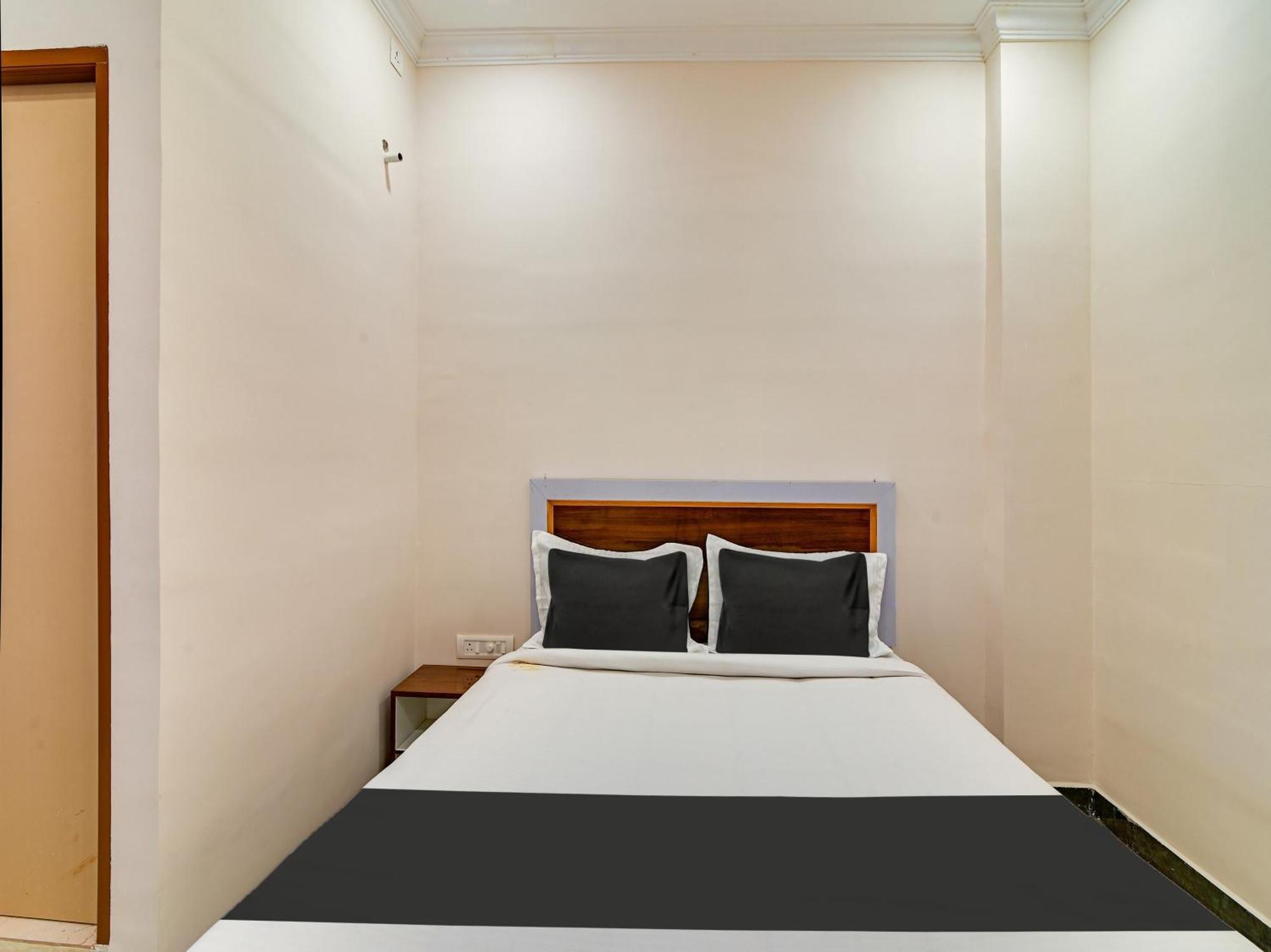 Hotel O Rj Royal Inn Vellore Dış mekan fotoğraf