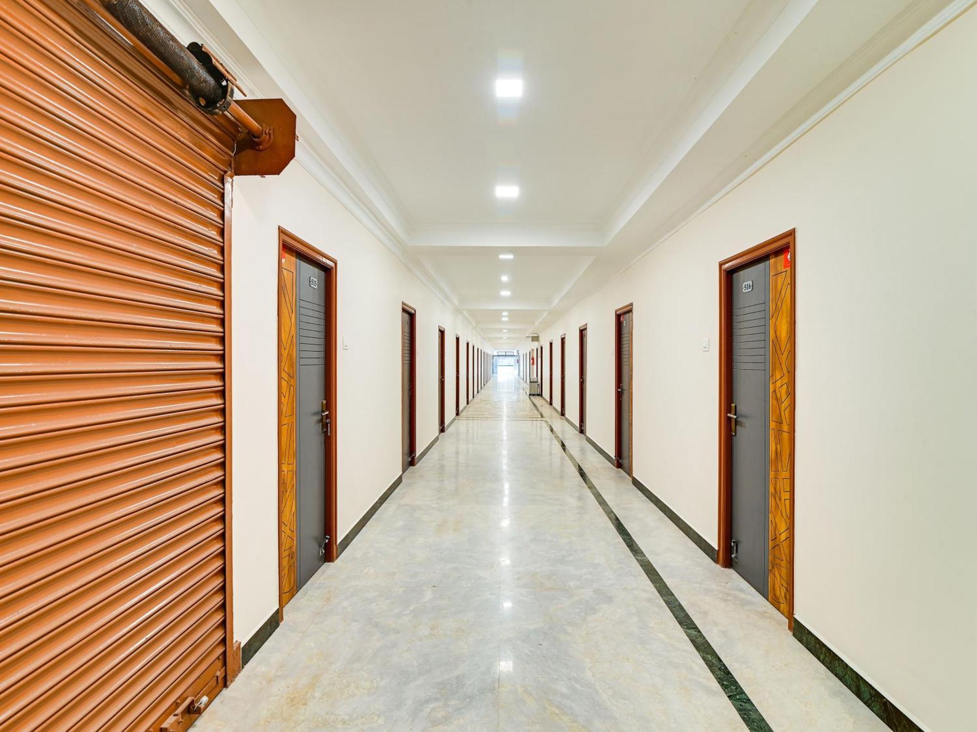 Hotel O Rj Royal Inn Vellore Dış mekan fotoğraf