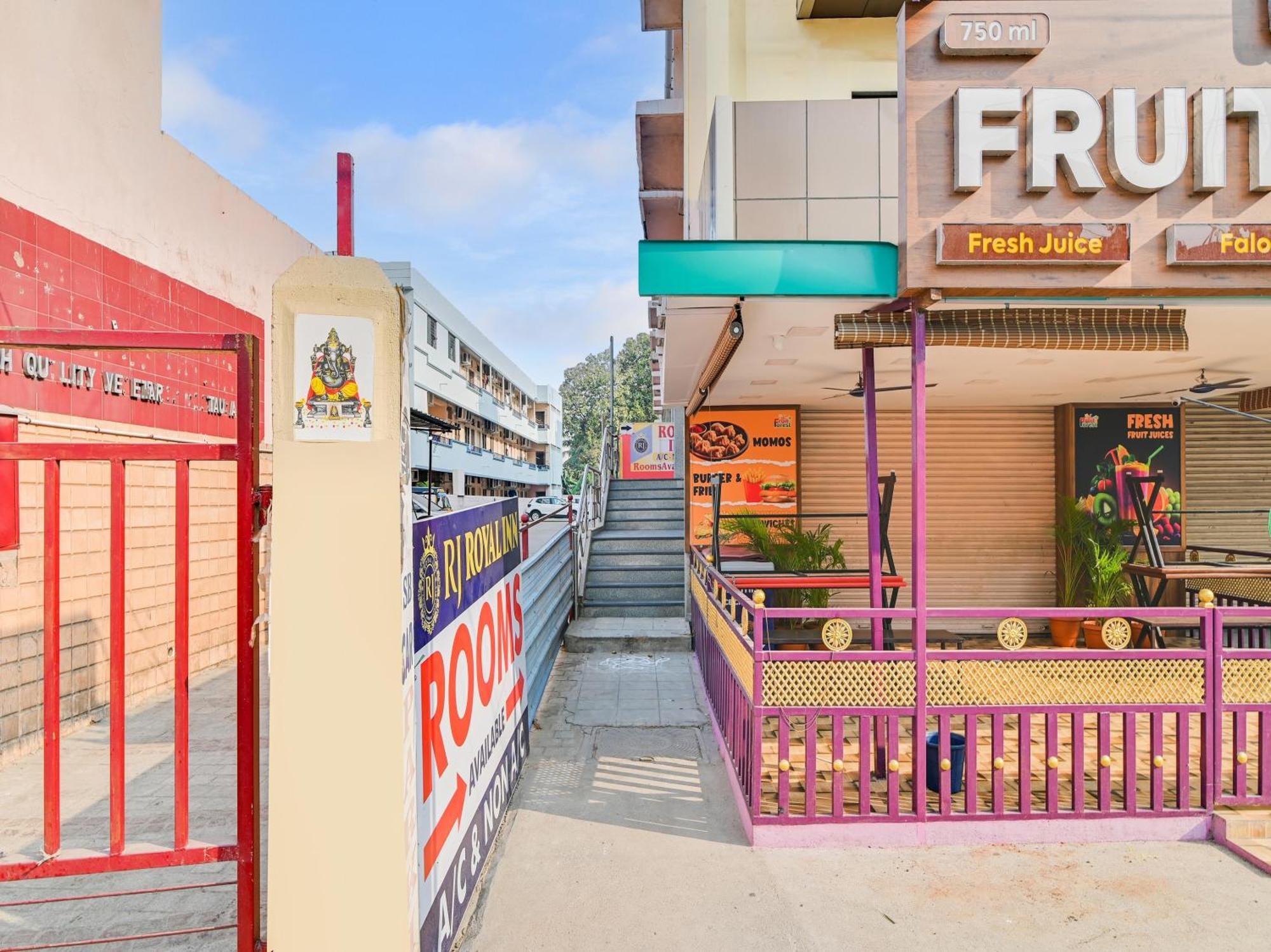 Hotel O Rj Royal Inn Vellore Dış mekan fotoğraf